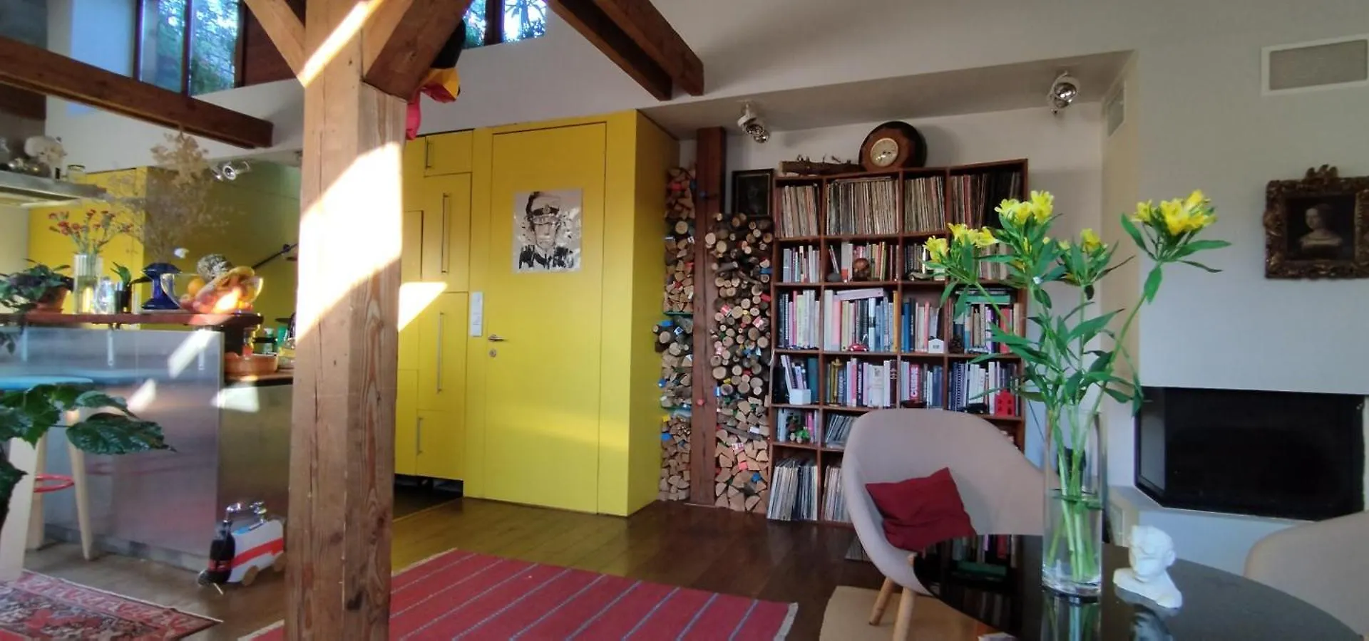 Guestrooms, Rooftop With Garden, Spacious Living Room, Character And Fireplace Prag